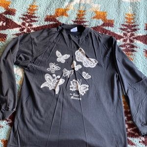 Vintage single stitch lace museum long sleeve